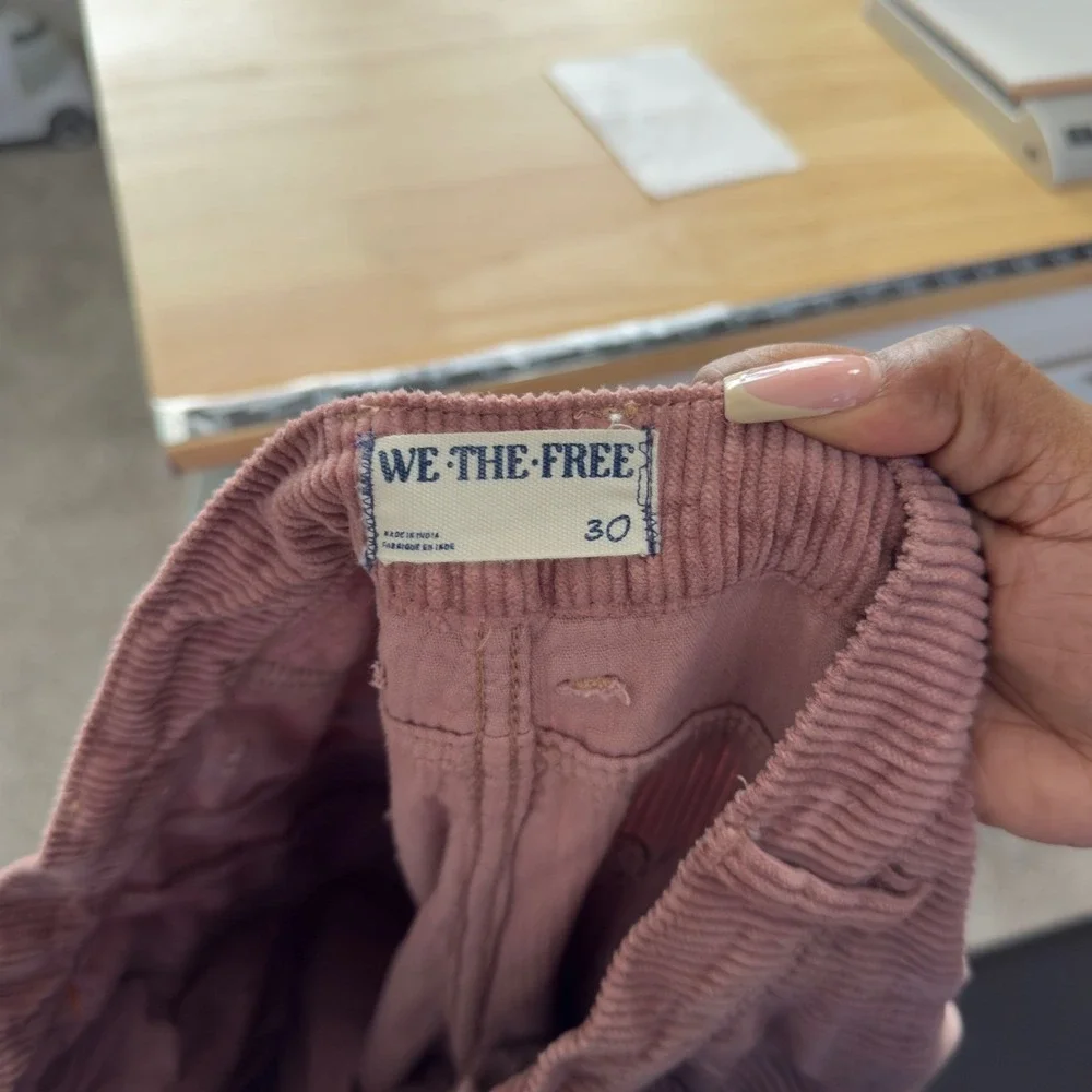 We The Free Good Luck Mid Rise Cord Barrel Jeans‎ 30